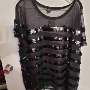 Torrid black mesh sequined shirt NWT Size 4